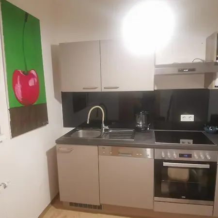 Graz! Ruhe An Der - Zentral דירה *