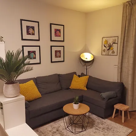 アパート Graz! Ruhe An Der - Zentral グラーツ